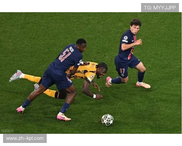 巴黎新星杜埃重伤缺阵，预计缺席关键欧冠小组赛